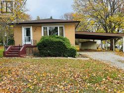 29 BAYVIEW PARKWAY  Newmarket, ON L3Y 3W2