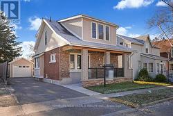 73 ELGIN STREET W  Oshawa, ON L1G 1S5