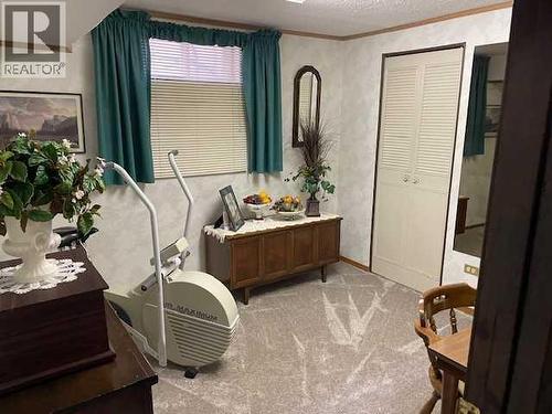 Bedroom - 6311 Pineridge Road Ne, Calgary, AB - Indoor