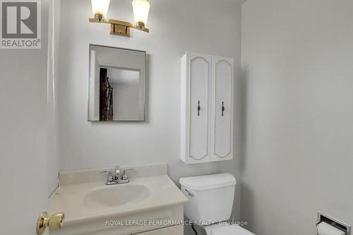 2337 Samuel Drive, Ottawa, ON - Indoor Photo Showing Bathroom