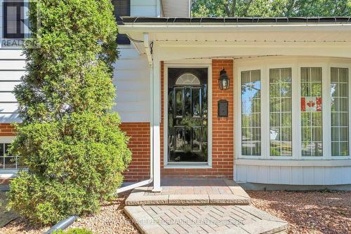 2337 Samuel Drive, Ottawa, ON - Outdoor