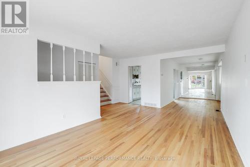 2337 Samuel Drive, Ottawa, ON - Indoor Photo Showing Other Room