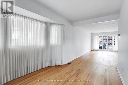 2337 Samuel Drive, Ottawa, ON - Indoor Photo Showing Other Room
