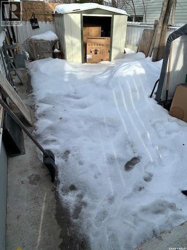 A And B 402 Ash Street E, Saskatoon, SK - Outdoor