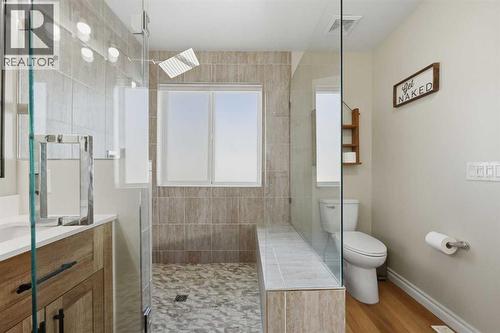 291 Springmere Link Sw, Chestermere, AB - Indoor Photo Showing Bathroom