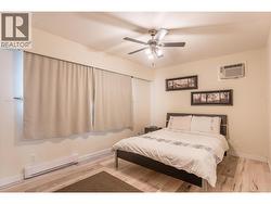 Upstairs Bedroom - 