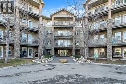 102, 1414 17 Street SE  Calgary, AB T2G 5S6