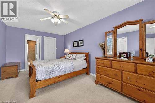 71 Royaledge Way, Hamilton, ON - Indoor Photo Showing Bedroom