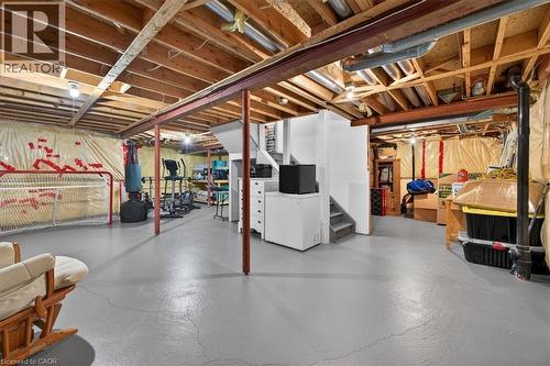 71 Royaledge Way, Hamilton, ON - Indoor Photo Showing Basement