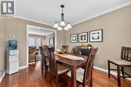 71 Royaledge Way, Hamilton, ON - Indoor Photo Showing Dining Room