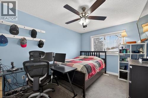 71 Royaledge Way, Hamilton, ON - Indoor Photo Showing Bedroom