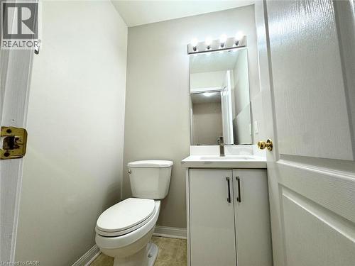 2218 Shadetree Avenue, Burlington, ON - Indoor Photo Showing Bathroom