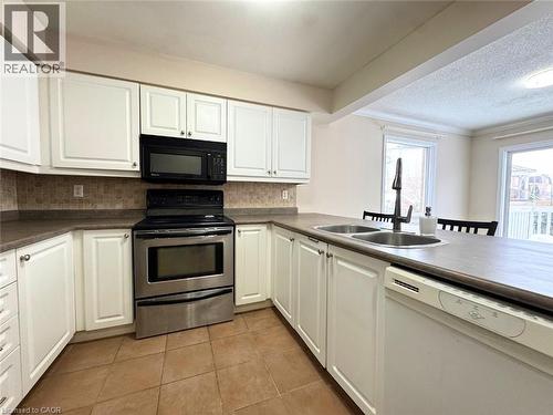 2218 Shadetree Avenue, Burlington, ON - Indoor Photo Showing Kitchen With Double Sink