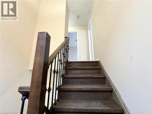 2218 Shadetree Avenue, Burlington, ON - Indoor Photo Showing Other Room