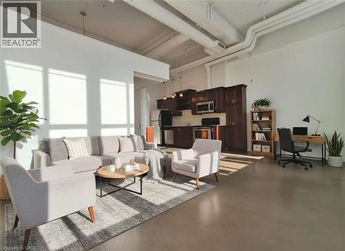 404 W KING Street W Unit# 116  Kitchener, ON N2G 4Z9