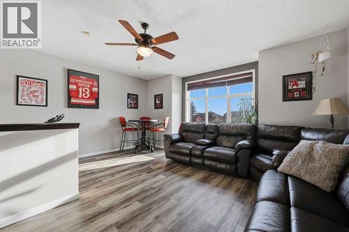 307 Valley Crest Court Nw, Calgary, AB - Indoor Photo Showing Living Room