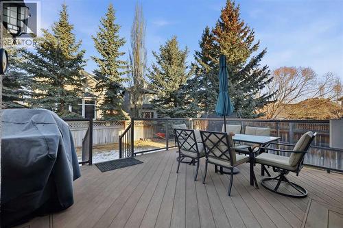 307 Valley Crest Court Nw, Calgary, AB - Outdoor