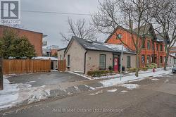 7 FOSTER STREET  Hamilton (Corktown), ON L8N 1Z7