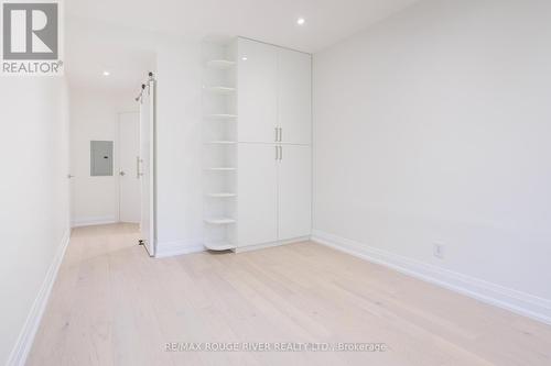 109 - 238 Doris Avenue, Toronto, ON - Indoor Photo Showing Other Room