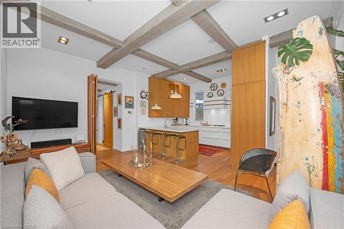 7 Foster Street, Hamilton, ON - Indoor