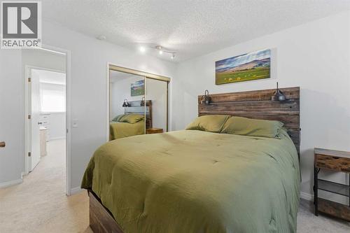 96 Abberfield Crescent Ne, Calgary, AB - Indoor Photo Showing Bedroom