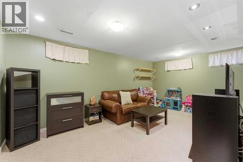 96 Abberfield Crescent Ne, Calgary, AB - Indoor