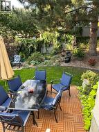 SUMMER PHOTO - Back patio. Garden furniture is optional in purchase! - 