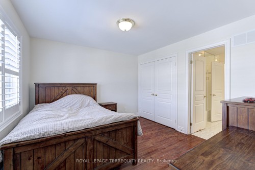 819 Canyon Street, Mississauga, ON - Indoor Photo Showing Bedroom