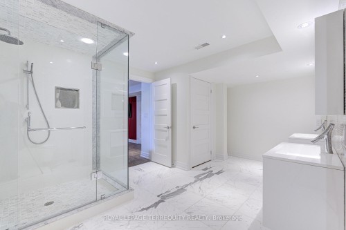 819 Canyon Street, Mississauga, ON - Indoor