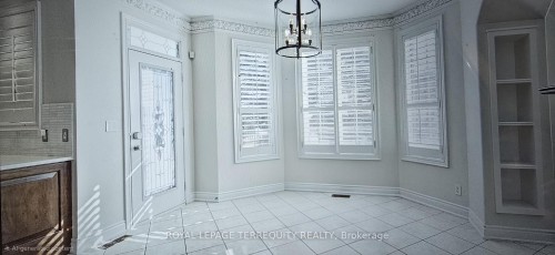 819 Canyon Street, Mississauga, ON - Indoor Photo Showing Other Room