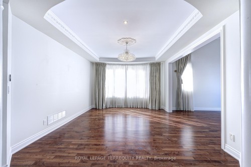 819 Canyon Street, Mississauga, ON - Indoor Photo Showing Other Room