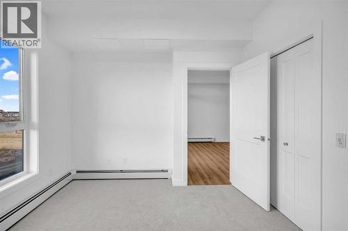 7209, 1802 Mahogany Boulevard, Calgary, AB - Indoor Photo Showing Other Room