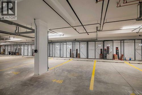 7209, 1802 Mahogany Boulevard, Calgary, AB -  Photo Showing Garage