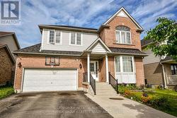 52 ELMBROOK DRIVE  Barrie, ON L4N 0Z1