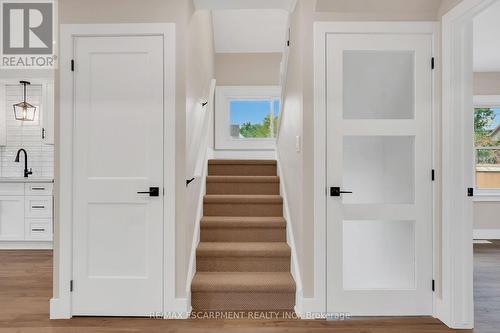 126 Auburn Avenue, Hamilton, ON - Indoor Photo Showing Other Room