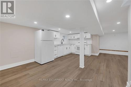 126 Auburn Avenue, Hamilton, ON - Indoor