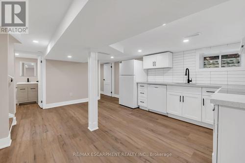 126 Auburn Avenue, Hamilton, ON - Indoor