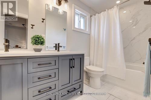 1019 Mesa Crescent, Mississauga, ON - Indoor Photo Showing Bathroom