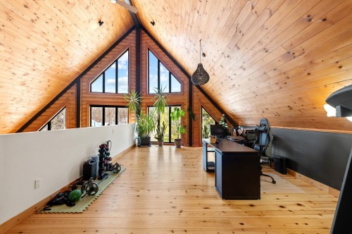 Bureau - 55 Rue Du Soleil, Saint-Hippolyte, QC - Indoor