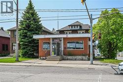 967 KING Street E  Kitchener, ON N2G 2N1