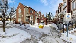 55 BURTON HOWARD DRIVE  Aurora, ON L4G 0S3