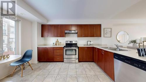 55 Burton Howard Drive, Aurora, ON - Indoor Photo Showing Kitchen With Double Sink