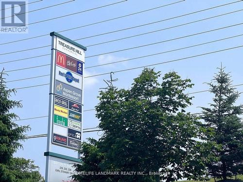 55 Burton Howard Drive, Aurora, ON - Outdoor