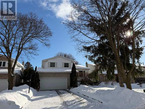 9 BRECKONWOOD CRESCENT  Markham, ON L3T 5G8