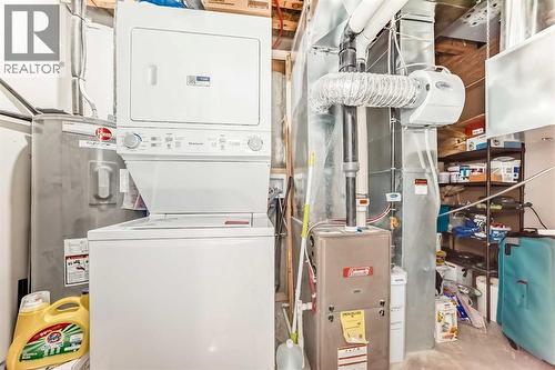 8 Cityscape Boulevard Ne, Calgary, AB - Indoor Photo Showing Laundry Room