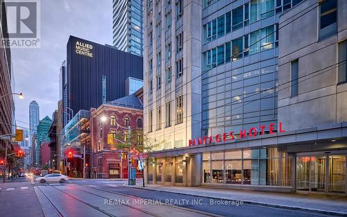 3002 - 210 VICTORIA STREET  Toronto, ON M5B 2R3