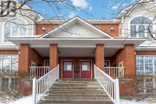 13 - 123 GATESTONE PRIVATE  Ottawa, ON K1J 1K5