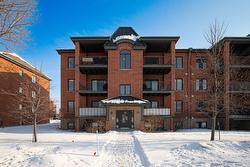 3-7220 Boul. Cousineau  Longueuil (Saint-Hubert), QC J3Y 0H9