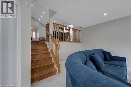 640 Langlaw Drive, Cambridge, ON - Indoor Photo Showing Other Room