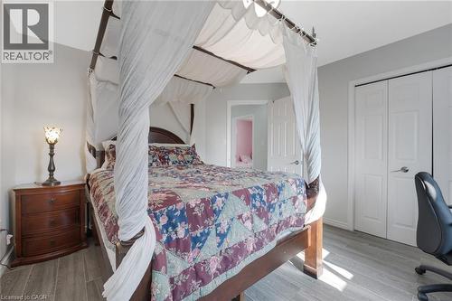 640 Langlaw Drive, Cambridge, ON - Indoor Photo Showing Bedroom